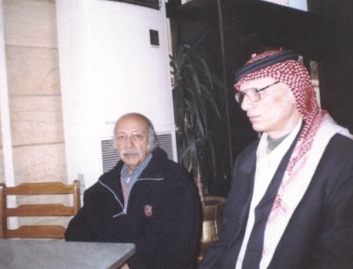 مع النواب في مقها الهافانا في دمشق